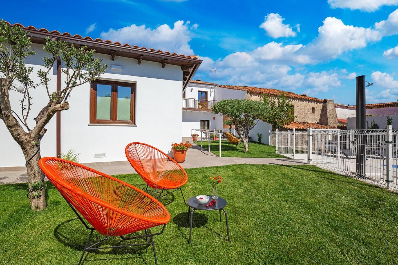Apartamentos Rurales Cielo De Monfraguee Malpartida De Plasencia Eksteriør billede