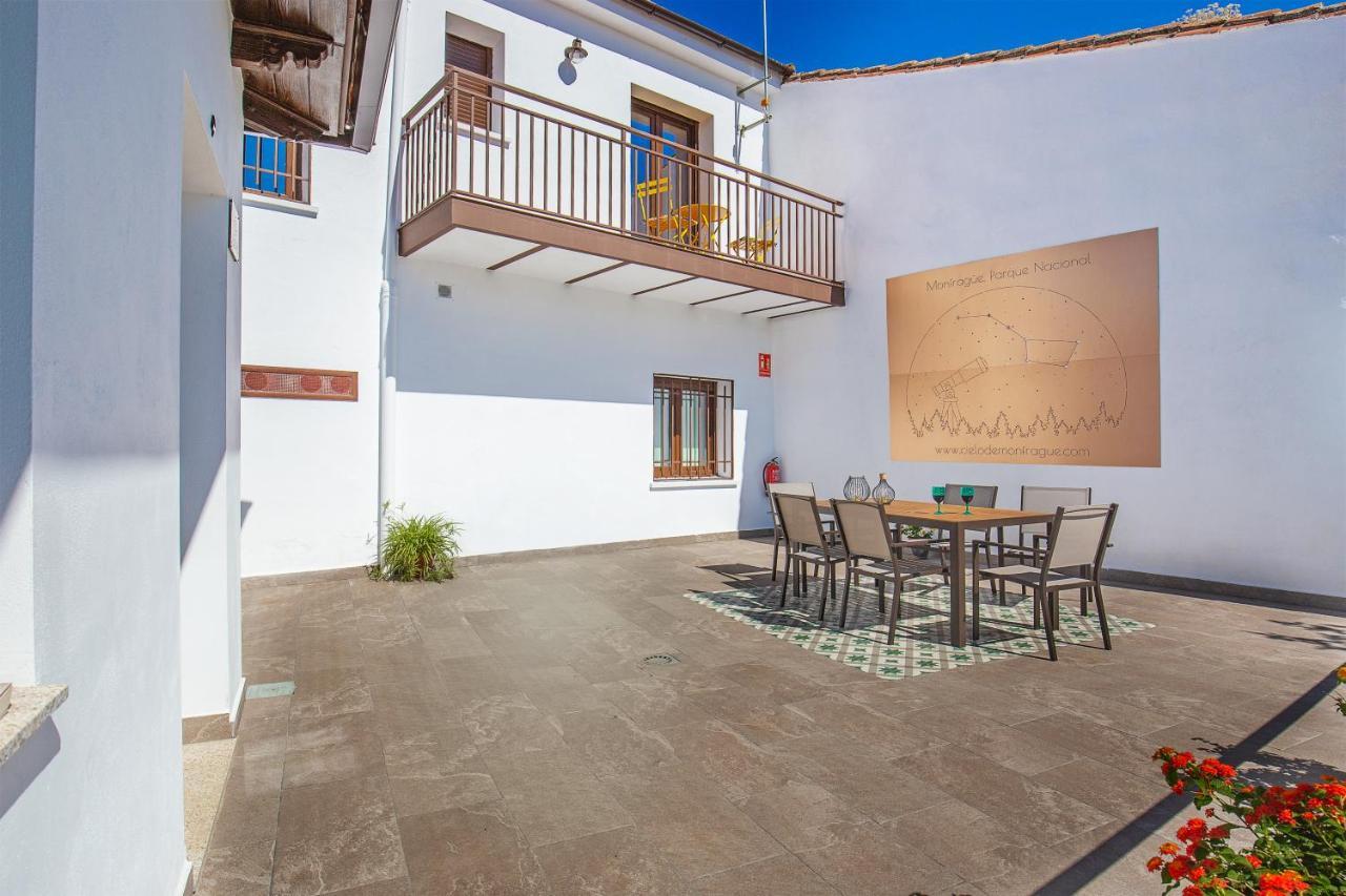 Apartamentos Rurales Cielo De Monfraguee Malpartida De Plasencia Eksteriør billede
